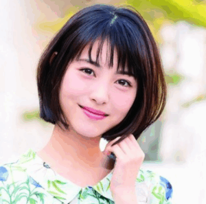 浜辺美波のスリーサイズやカップは身長や体重などスタイルなどwikiプロフィール！