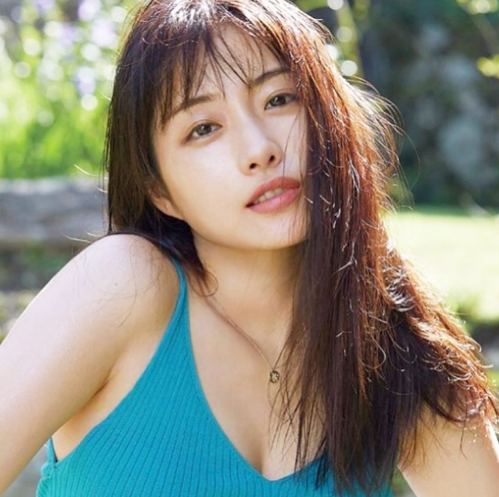 石原さとみのスタイルがすごいけどスリーサイズやカップ数は？身長体重などwikiを調査！