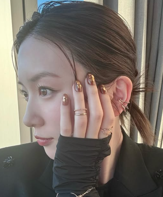 永野芽郁は整形して鼻や顔が若い頃と変わった?美しさをビフォーアフター画像で追跡!
