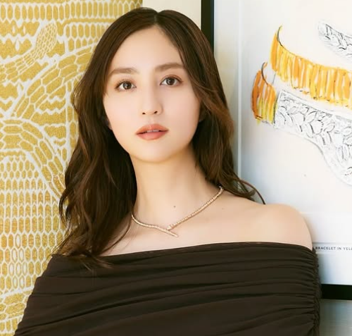 堀田茜のくびれはヨガで?身長・体重から読み解くスタイル維持のリアル