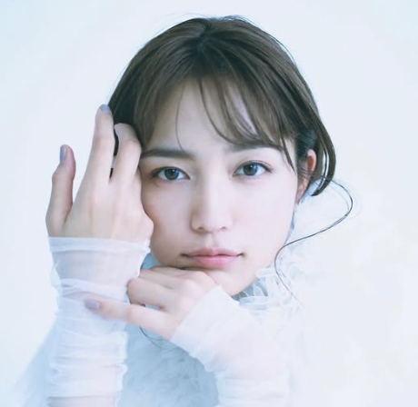 川口春奈の筋トレ＆ダイエット法｜驚きの痩せた秘密と細い体を作る習慣！