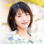 浜辺美波の肌綺麗の真実！そばかすはかわいい？透明感とスキンケアを徹底分析